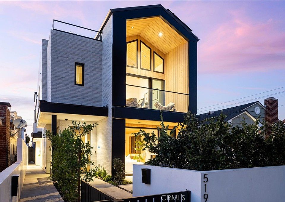 1st image of 519 Narcissus Ave #A