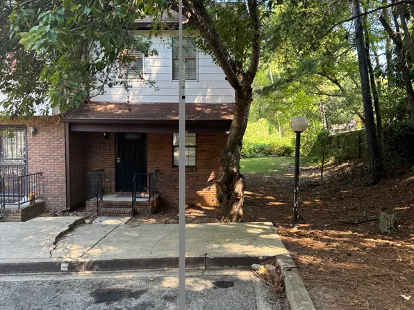 626 Valley Crest Dr, Birmingham, AL 35215