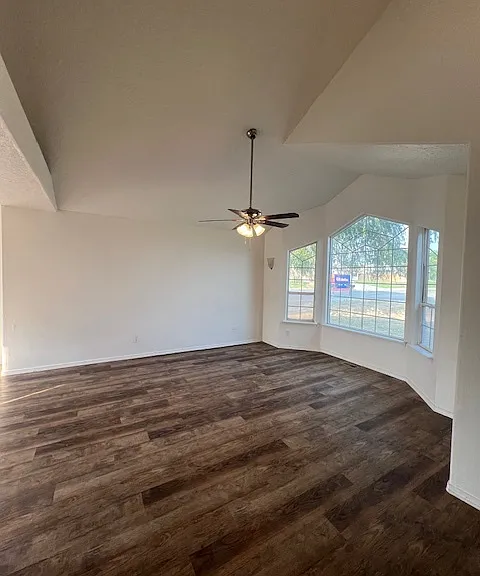 409 Meadowbrook Pl — Photo 9