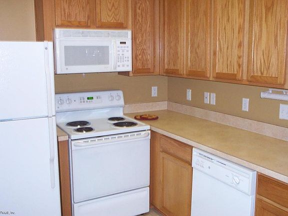 5th image of 147 Jardin De Mer Pl