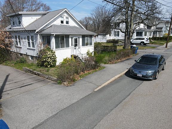 4th image of 63 Fountain St