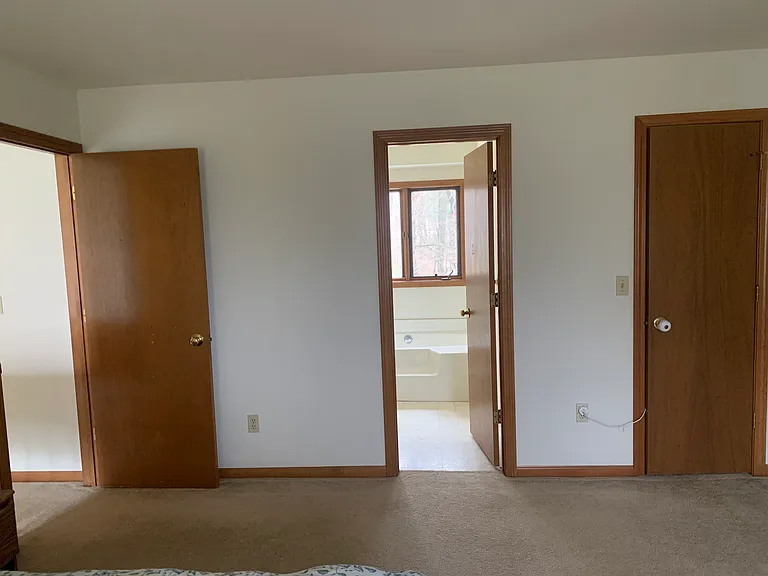 58 Amanda Cir — Photo 22