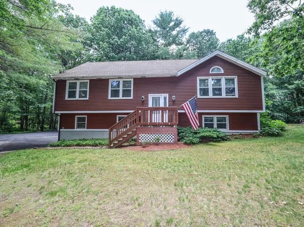 1 Blake Road, Raymond, NH 03077