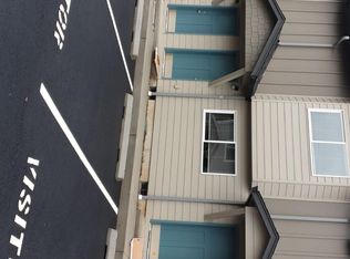 10514 NE 7th St #B-C, Vancouver, WA 98664