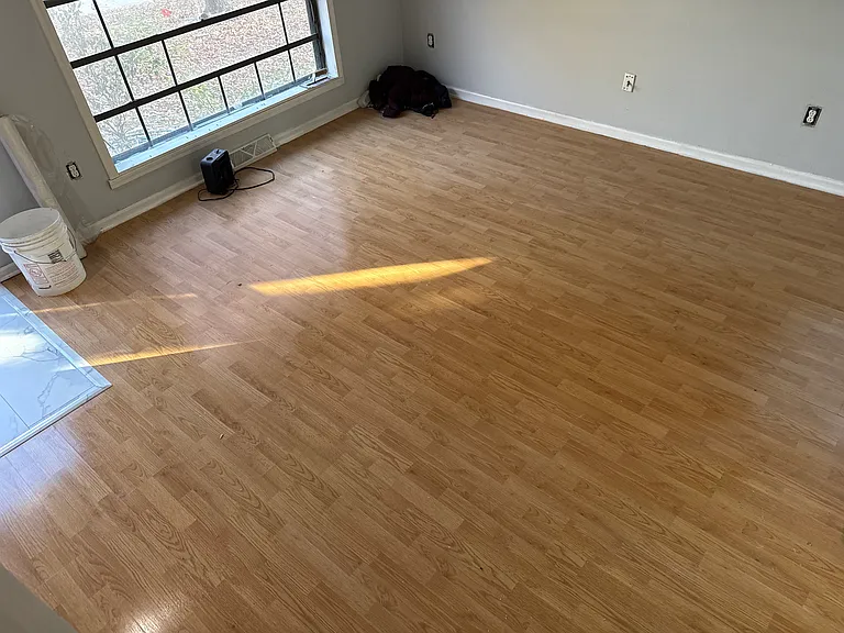 319 S Kenwood Ln #1 — Photo 5