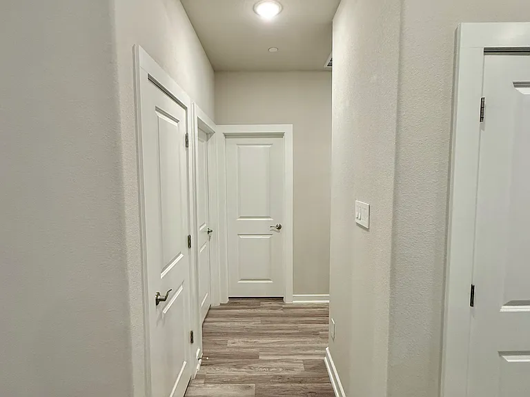 1321 Pebblebrook Ln — Photo 16