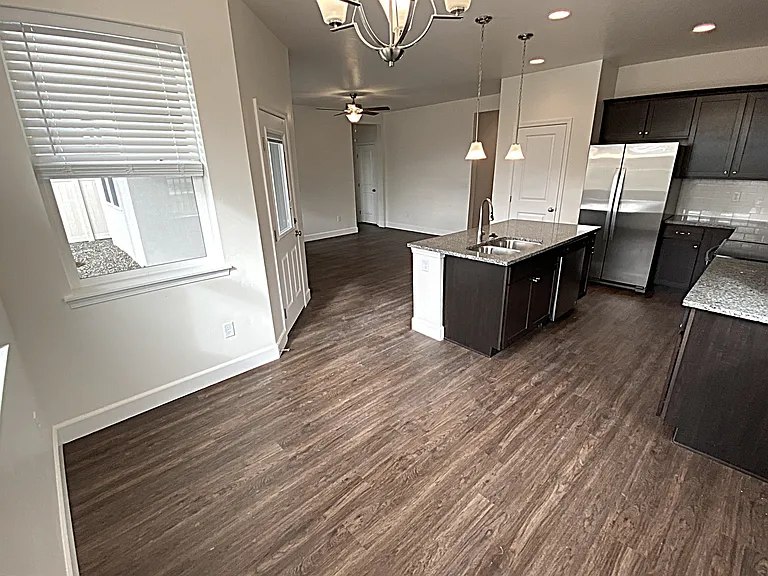 309 E Sicily Dr — Photo 7