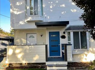9240 39th Avenue S, Seattle, WA
