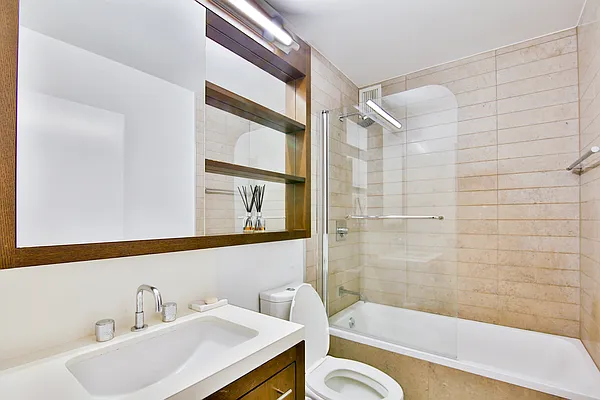 Rented by SERHANT. | media 16