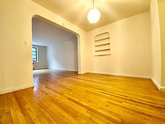 5th image of 66-20 Wetherole St #2M