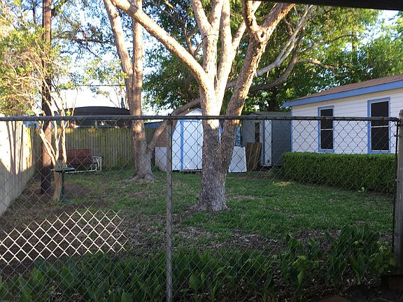 2nd image of 623 Park Creek Ave