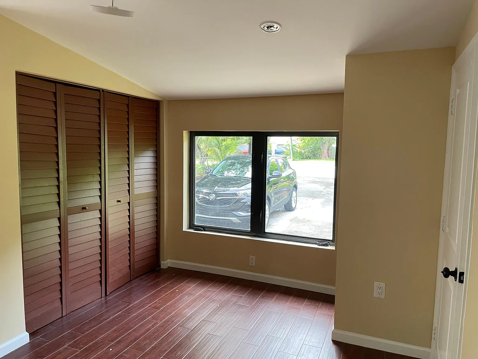 8360 SW 122nd St — Photo 3