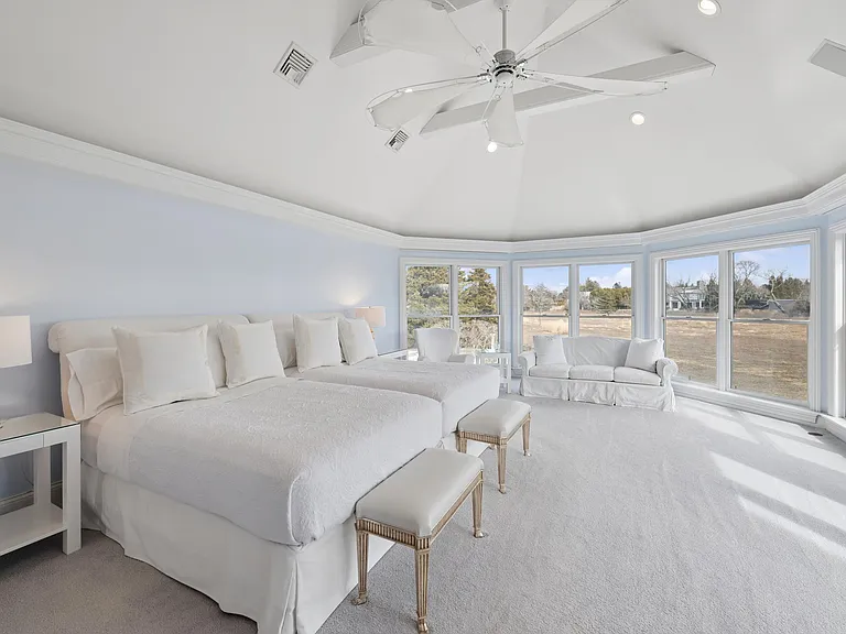 145 Olivers Cove Ln — Photo 35