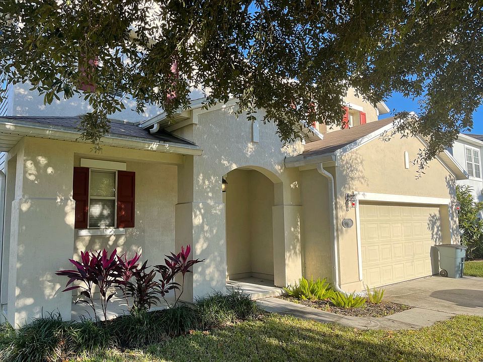 1st image of 736 Rembrandt Ave
