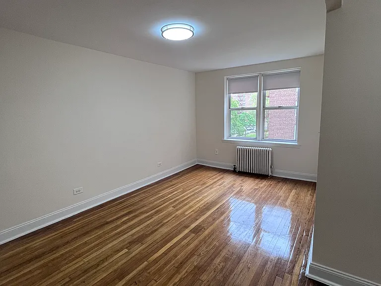 2070 20th Ln #3G — Photo 4