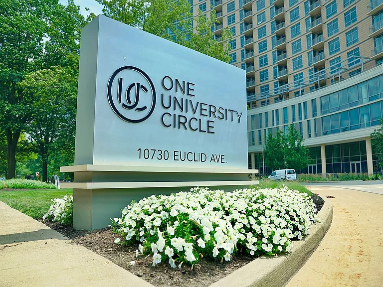 One University Circle — Photo 43