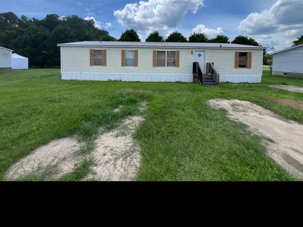 1108 Cartrell Brown Dr, Marion, SC 29571