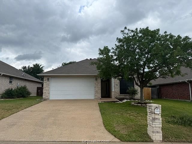 1st image of 204 Stuttgart Cir