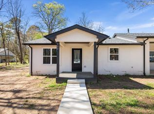 702 S Montgomery St, Gilmer, TX 75644