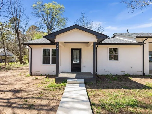 702 S Montgomery St, Gilmer, TX 75644