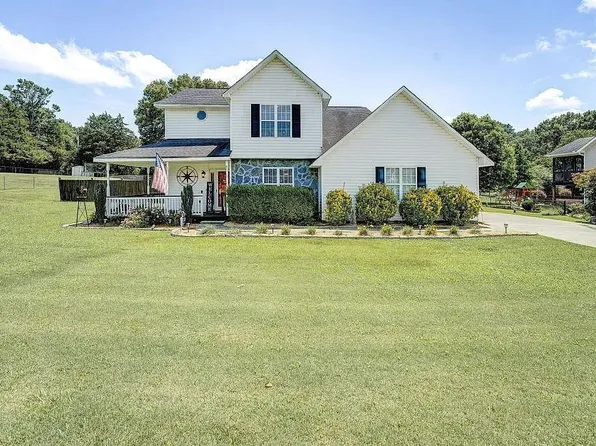 110 Rosewood Dr SE, Calhoun, GA 30701