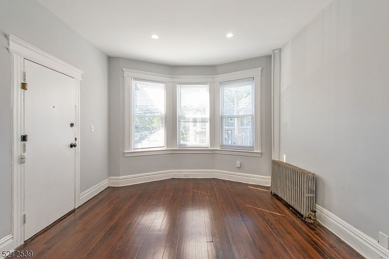 1st image of 69 Harrison Ave #U1l-1l