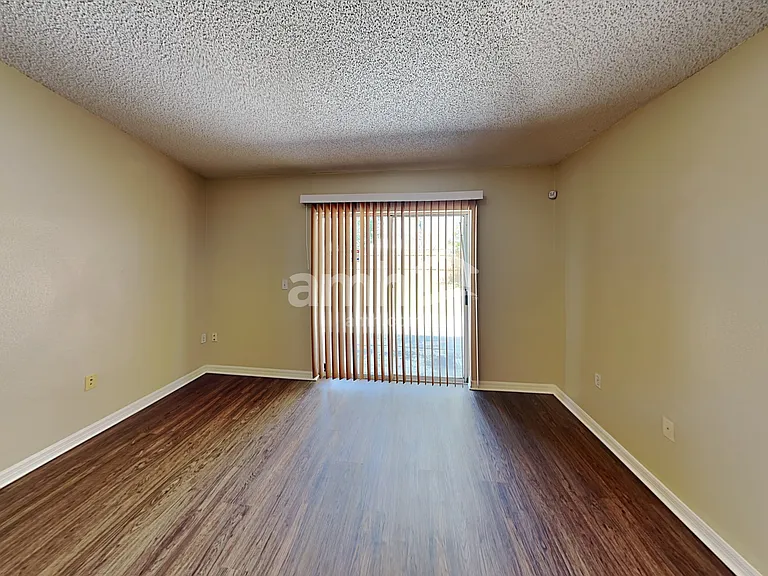 2948 Stonegate Ln — Photo 7