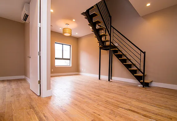 Rented by Nooklyn NYC LLC | media 41