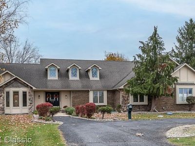 9415 N Territorial Rd, Plymouth, MI, 48170