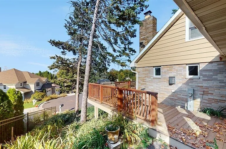 830 Pine Tree Ln — Photo 39