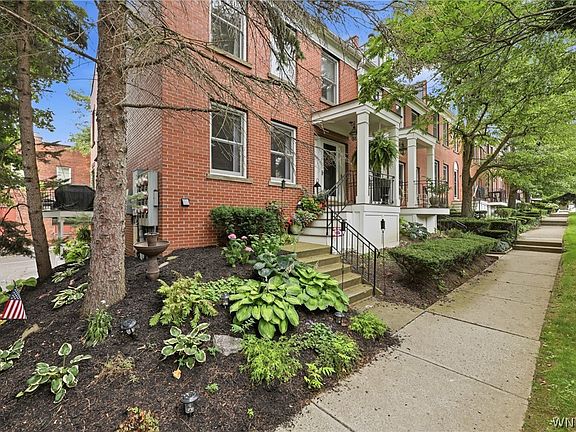 2nd image of 1119 Delaware Ave APT 3