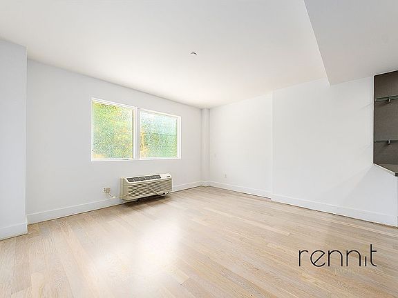 3rd image of 616 Willoughby Ave APT 2B