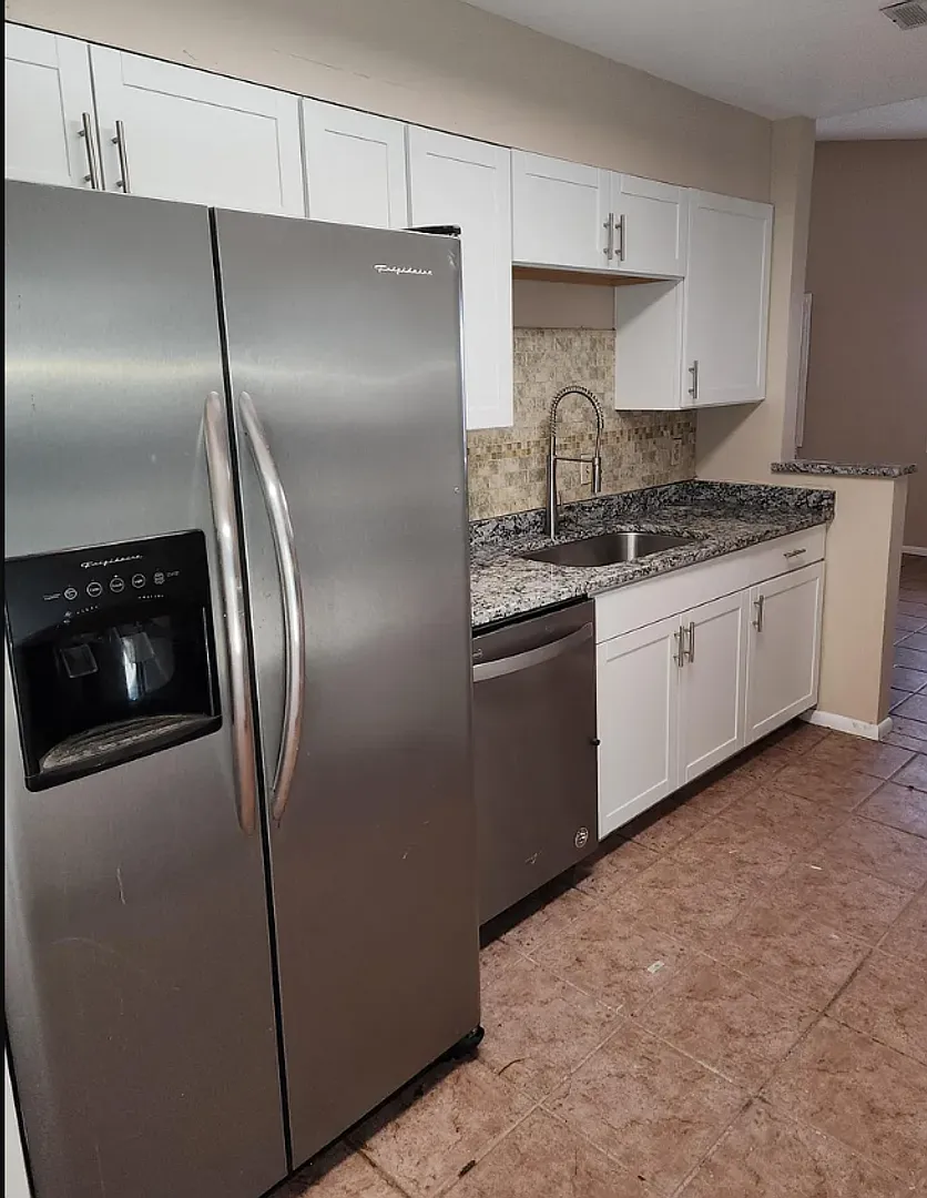 Renovated 3/2 Duplex Winter Springs — Photo 3