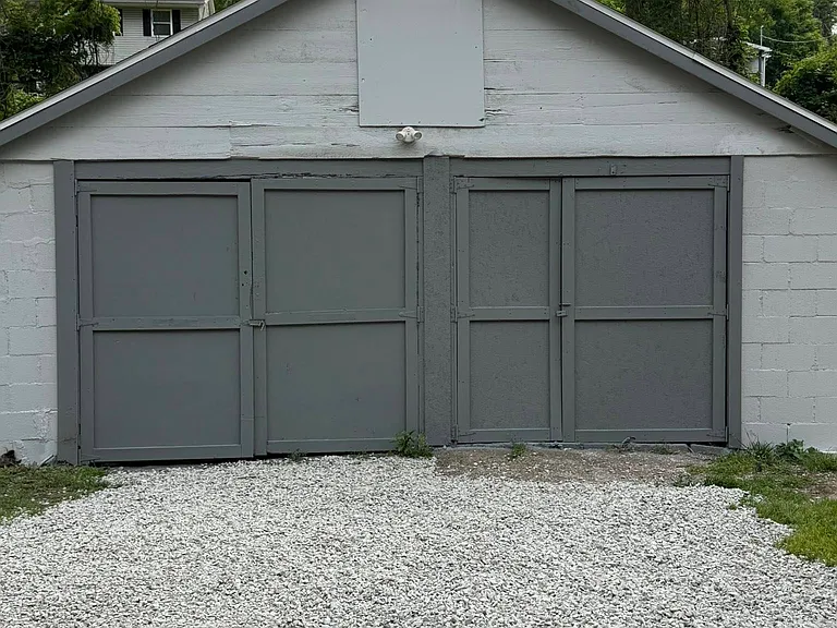 1376 Wheeler Rd — Photo 3