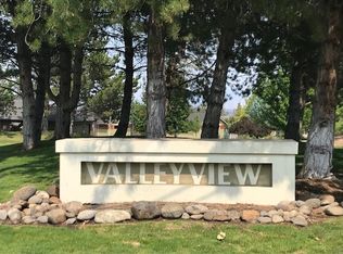 2329 SW Valleyview Ct, Redmond, OR 97756