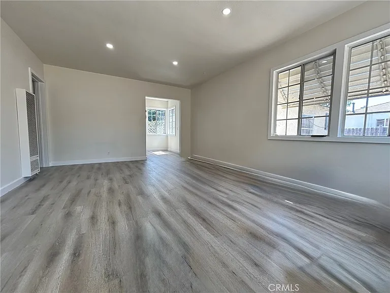 8160 Victoria Ave #A — Photo 1
