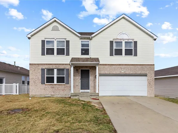 968 Koenig Dr, Godfrey, IL 62035