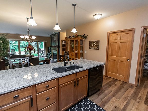 3rd image of 1620 Gabriel Dr Unit 2