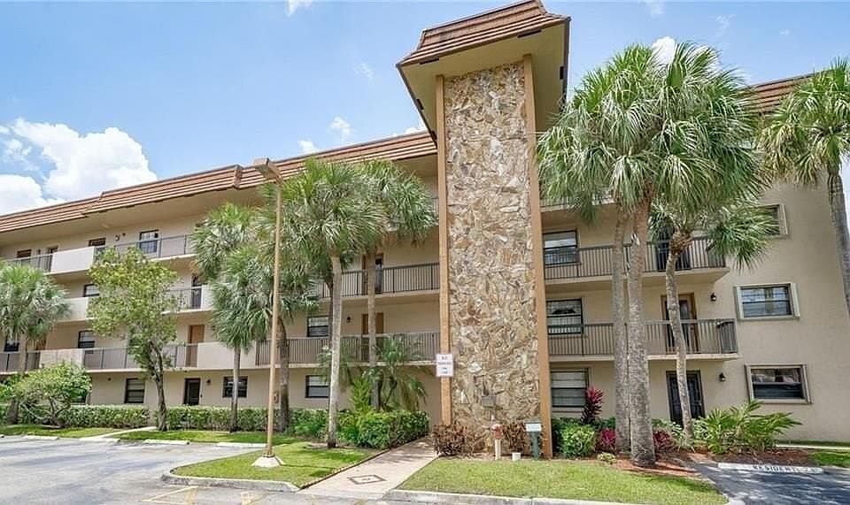 1st image of 4940 E Sabal Palm Boulevard #Ph8
