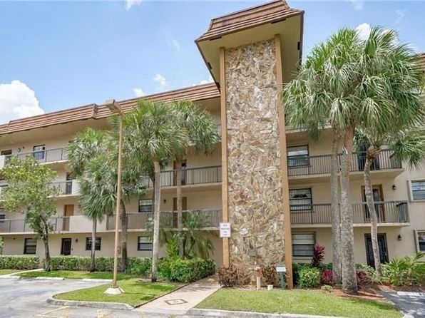 4940 E Sabal Palm Blvd Unit Penthouse 8-8