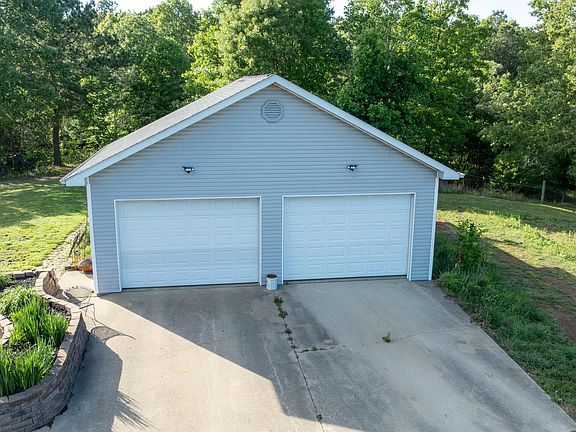 5th image of 437 Victor Darnell Rd