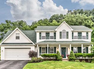 725 Little Creek Ln, Cranberry Township, PA 16066