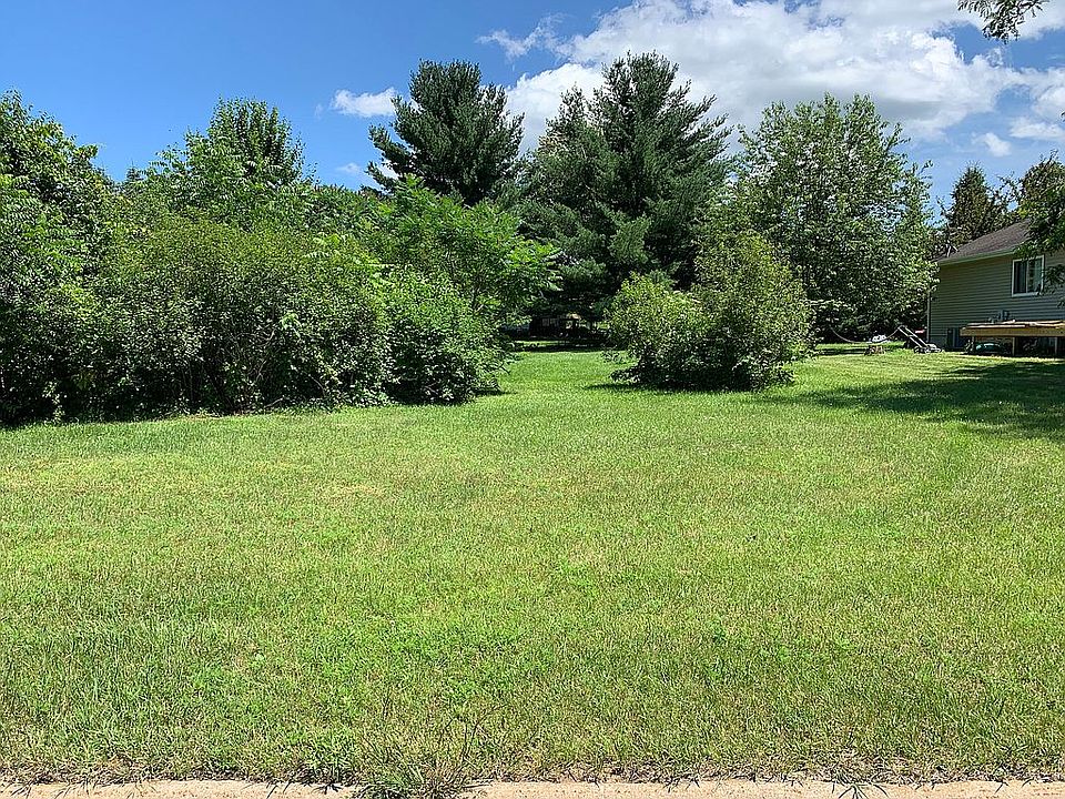 1st image of Jennifer Ave Oakwood Ests