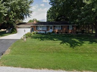 4777 Beechnut Dr, Saint Joseph, MI 49085