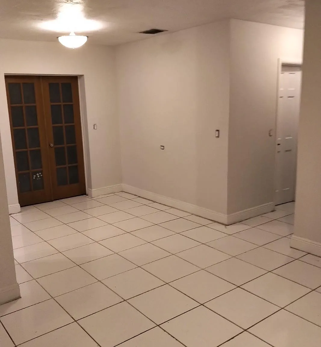 2813 Acapulco Dr — Photo 3