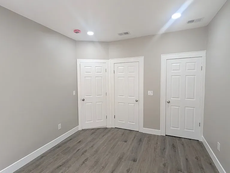 157-159 Sunset Ave #2 — Photo 10