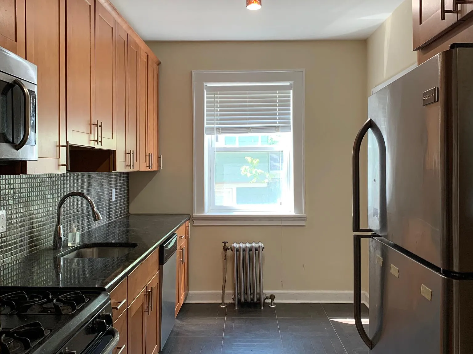 401 S Ave W — Photo 3