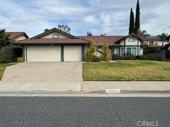 10904 Fenton Rd, Moreno Valley, CA 92557