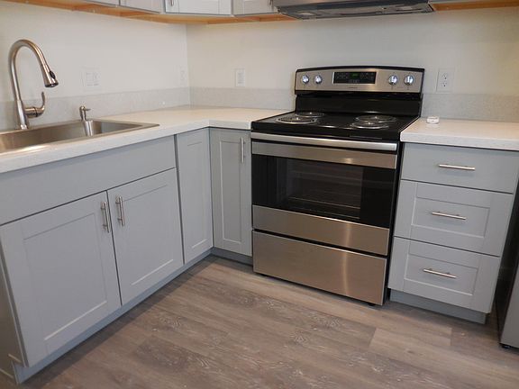 5th image of 500 N Thornburg St #C