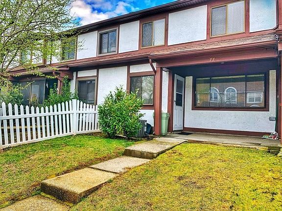 3rd image of 72 Debbie St #1